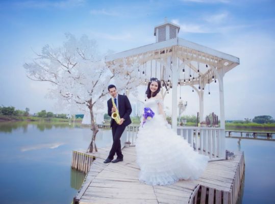 chụp ảnh quay phim đám cưới ngoài trời