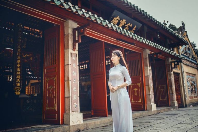 Hoa Nghiêm Bridal Studio – Studio chụp ảnh áo dài đẹp ở Huế