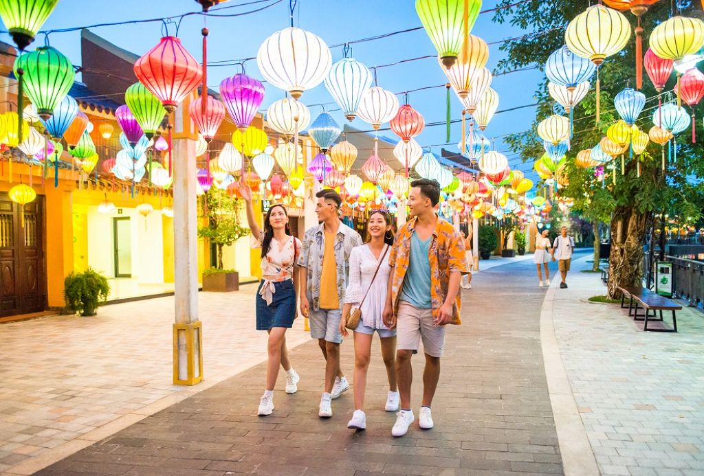 Mona Studio - địa chỉ chụp ảnh gia đình ở Hội An giá rẻ, uy tín